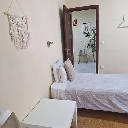 Real Bed & Breakfast 2*